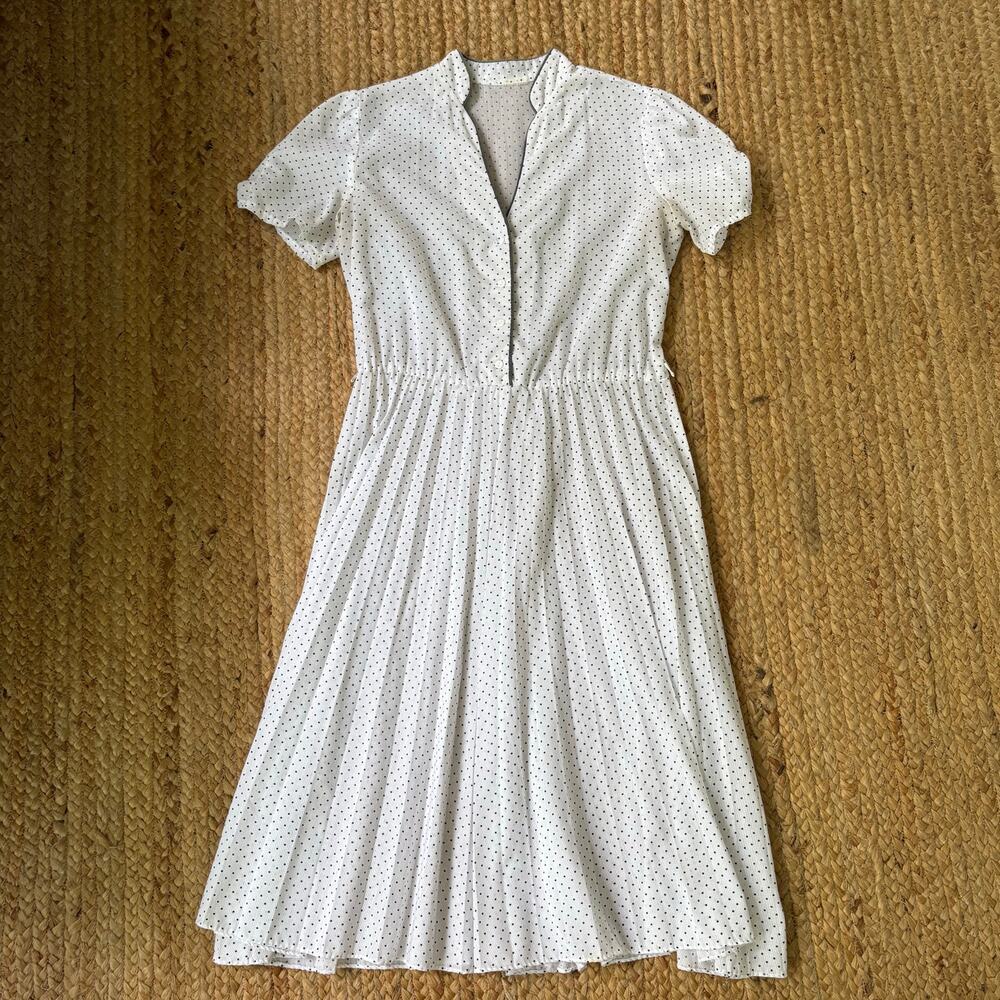 Vintage 70s white cotton shirt dress - Picture 3 of 5